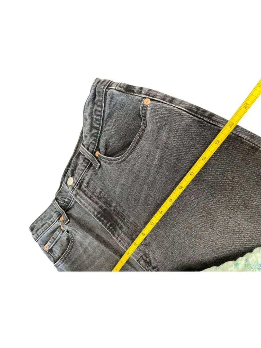 Levi's Ribcage Bell Jeans Black Denim Super High Rise Flare Leg Cotton SZ 31 32" - Picture 9 of 13